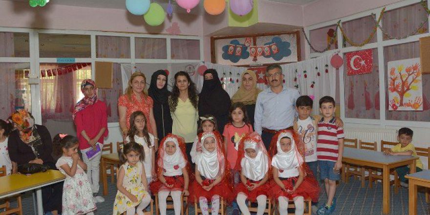 Minik Çocuklardan Kur’an-ı Kerim Ziyafeti