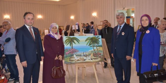 Atakum Hem’den Yılsonu Sergisi