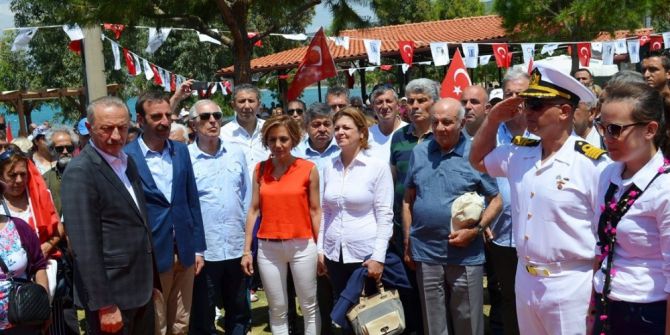 Didim’de Zübeyde Hanımın Heykeli 19 Mayıs’ta Adının Verildiği Parkta Açıldı