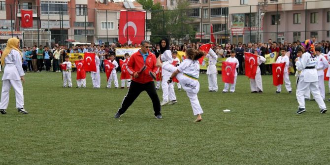 Develi’de 19 Mayıs Atatürk’ü Anma, Gençlik Ve Spor Bayramı Kutlamaları