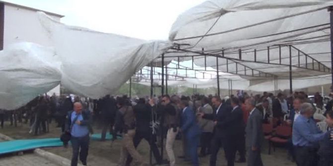 Van’da Diyanet İşleri Başkanı Görmez Ve Davetliler Ölümden Döndü