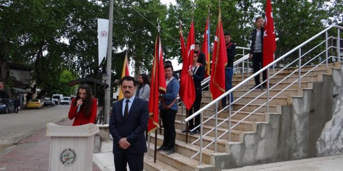 Gölpazarı’nda 19 Mayıs Atatürk’ü Anma, Gençlik Ve Spor Bayramı Kutlandı