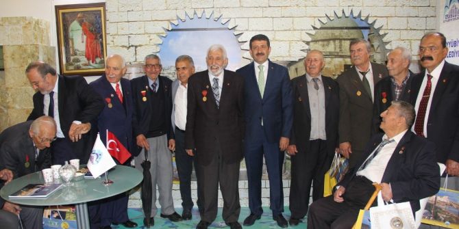 Eyyübiye Belediyesinin Ankara’daki Standına Yoğun İlgi