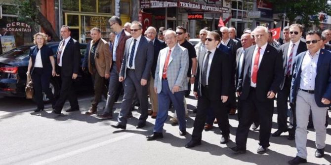 Başkan Albayrak Muratlı Hıdırellez Şenliklerine Katıldı