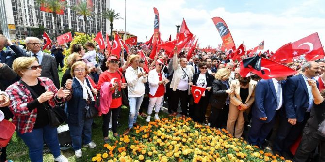 19 Mayıs’a "Halk Kutlaması"