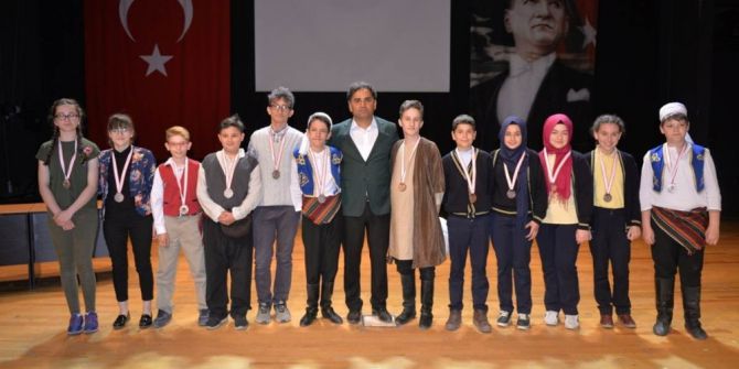 Kütahya’da ’Yarışıyorum’ Projesinin Ödülleri Sahiplerini Buldu