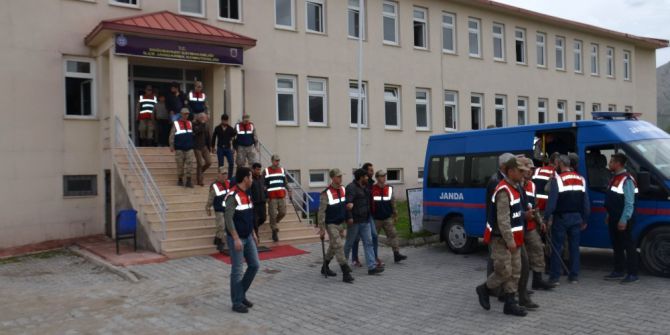 Ağrı Merkezli 7 İlde Göçmen Kaçakçılarına Darbe