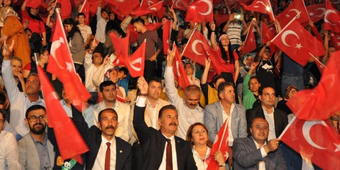 Toroslar Belediyesi, 19 Mayıs’ı Konserle Kutladı