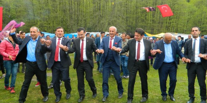 Posof’ta 19 Mayıs Halayı