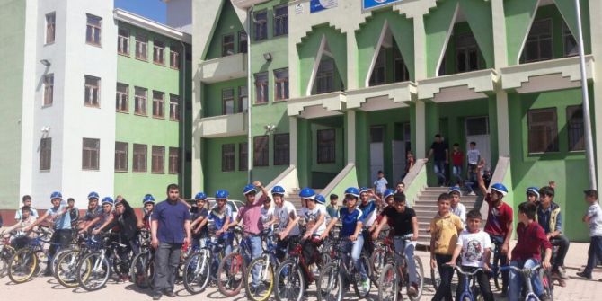 Ahmedi Hani Ortaokulu’nda Bisiklet Şenliği