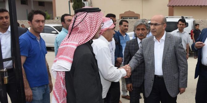 Vali Mahmut Demirtaş, Muhtar Ve Vatandaşlarla Buluştu