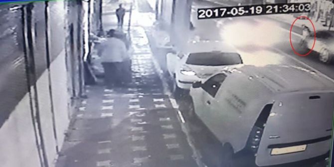 Yaşlı Adama Otomobil Çarptı