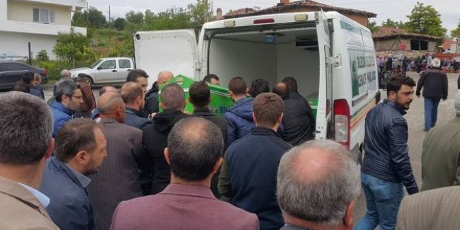 Balon Şişirirken Aort Damarı Yırtılan Kadın Bilecik’te Toprağa Verildi