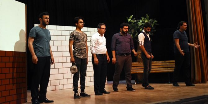 Nusaybin’de ’Allah Adamı Dener’ Oyunu Sahnelendi