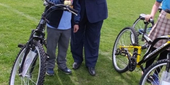 Minik Erdem İlçe Birincisi Oldu