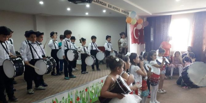 Miniklerin Okuma Bayramı