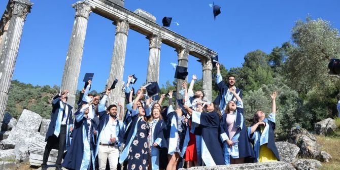 Euromos Antik Kentinde Arkeoloji Öğrencilerinin Kep Sevinci