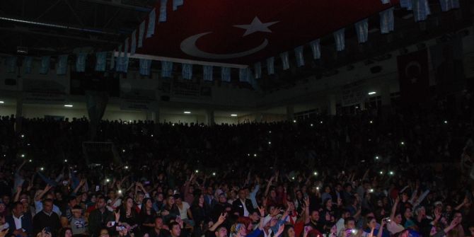 Ülkü Ocakları Genel Başkanı Kılavuz: “Üçkağıtçılara, Sahtekarlara Asla Taviz Vermeyeceğiz”