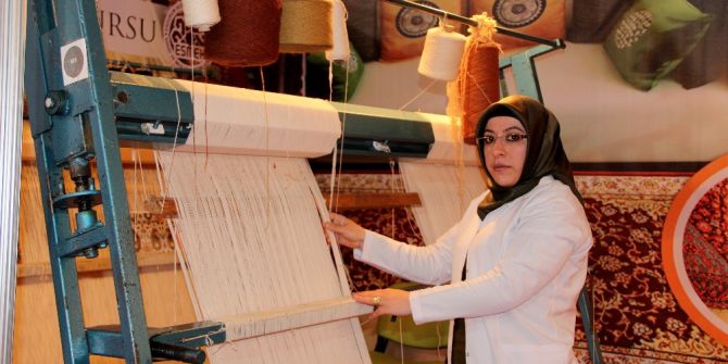 Erzurumlu Kadınların Ellerinde Nakış Nakış İşlenen Hereke Halıları Türkiye’ye Pazarlanıyor