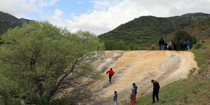 Gümüşhane’nin Pamukkalesi’nde ‘Ayazma’ Şenliği Yapıldı