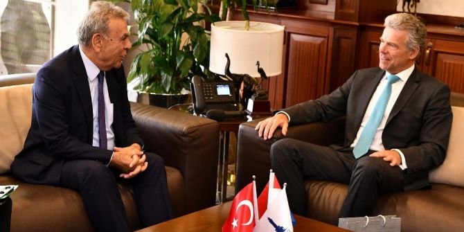 Kocaoğlu: "İzmir’in Farkı Kadınları"