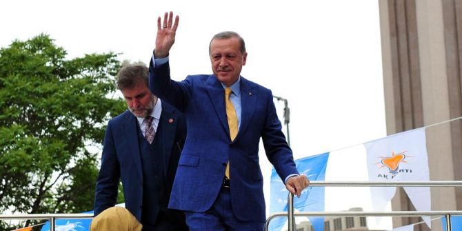 Cumhurbaşkanı Erdoğan Ankara Arena Dışında Bekleyen Partililere Hitap Etti