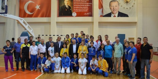 Kuşak Güreşi Yıldızlar Türkiye Şampiyonası Sona Erdi