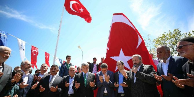 Kandıra Beylerbeyi Şehitliği Dualarla Açıldı