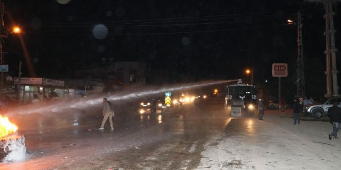 İzinsiz Eylem Yapan Mahalleliye Toma’lı Müdahale