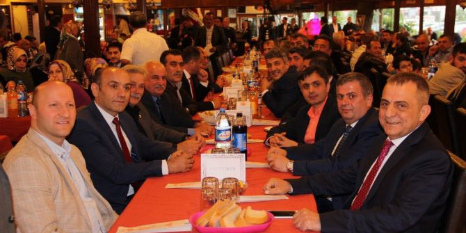 Başkan Sağıroğlu Gebze’de Yomralılar Gecesi’ne Katıldı