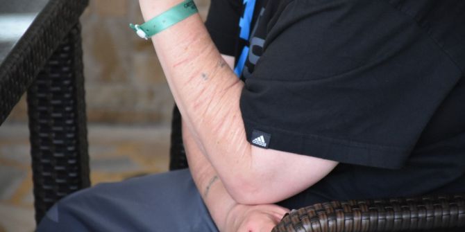 İngiliz Turist Interpol’ü Harekete Geçirdi