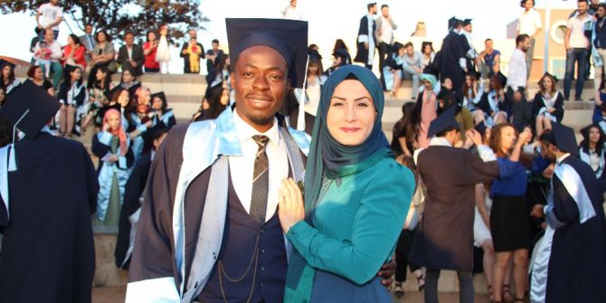 Afrikalı Mohammed Hem Diplomasına Hem De Sevdiğine Kavuştu