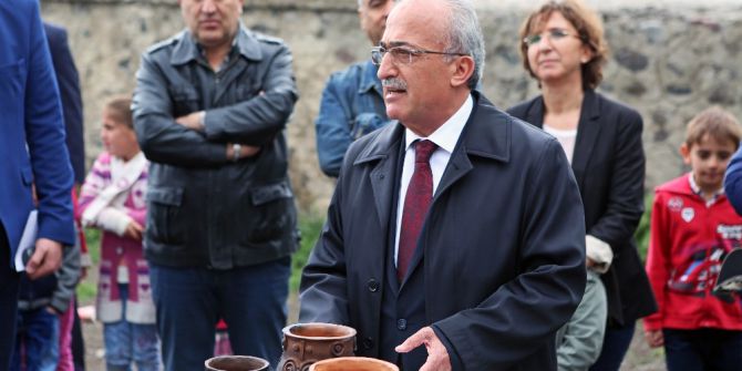 Rektör Çomaklı, Garaz’da Karaz Seramik Sergisinin Açılışını Yaptı