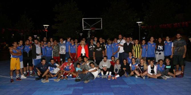 Urla Sokak Basketbolu Turnuvası Sonuçlandı