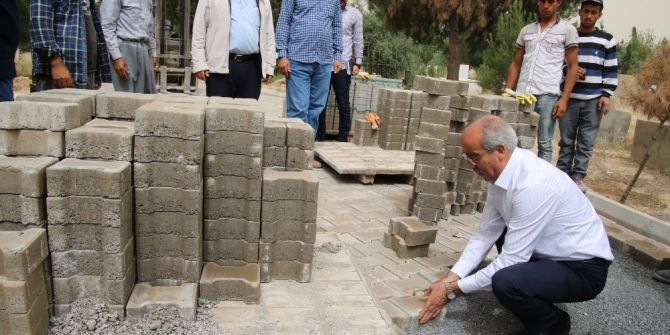 Ceylanpınar İlçe Mezarlığında Bakım Onarım Devam Ediyor