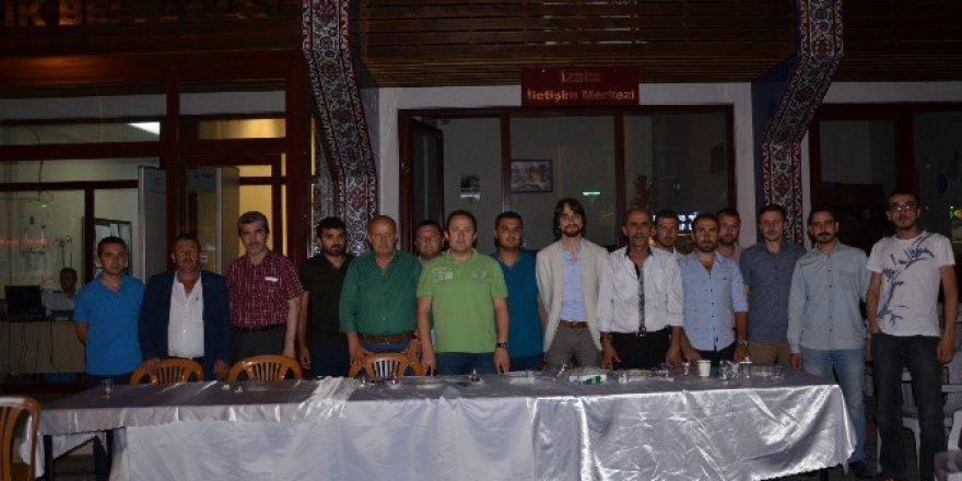 İznik’te Demokrasi Nöbetleri Sürüyor