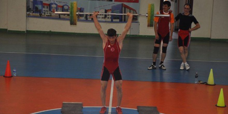 İnegölsporlu Yazıcı Milli Takım Kampında