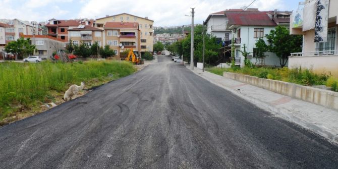 Yeşilova Mahallesi’ne 300 Tonluk Asfalt Çalışması