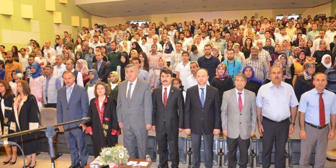 Hrü Sağlık Bilimleri Fakültesinde Mezuniyet Töreni Yapıldı