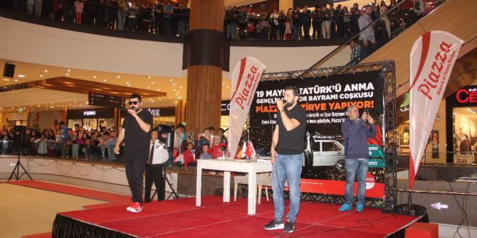 Rap Tutkunları Eypio Ve Burak King’le Coştu