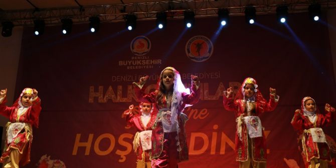 Denizli Halk Oyunları İle Coştu