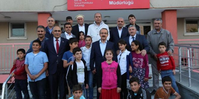 Vali Yavuz Koruyucu Ailelerle Buluştu