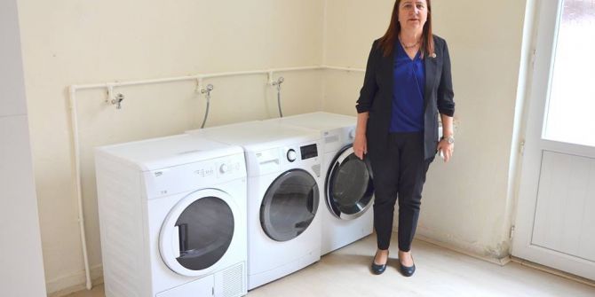 Kadın Başkandan Çamaşırhane