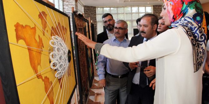 Gaün Güzel Sanatlar Fakültesi Öğrencilerinden Anlamlı Sergi