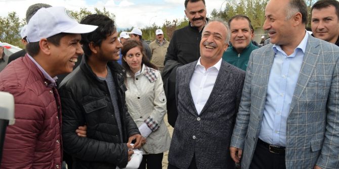 Atatürk Üniversitesi’nden 1. Uluslararası Öğrenci Şöleni