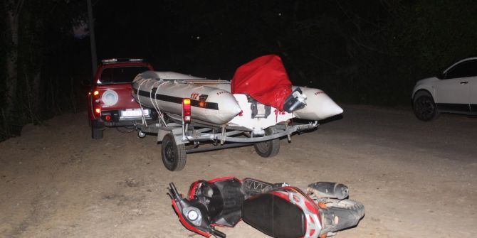 Polisten Kaçan Şüpheliler Irmakta Kayboldu