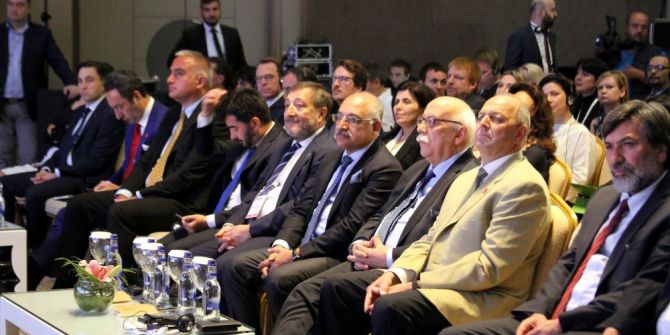 Bakan Avcı: "Türk Dizileri Turizme Şaşırtacak Derecede Katkı Sağlıyor"