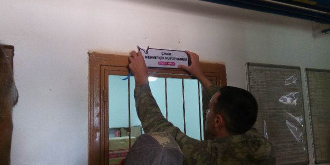 Çınar Kolejinden Çobanbey Üst Bölgesi Komutanlığına Kütüphane