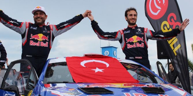 Yağız Avcı Bulgaristan’da Türk Bayrağını Dalgalandırdı