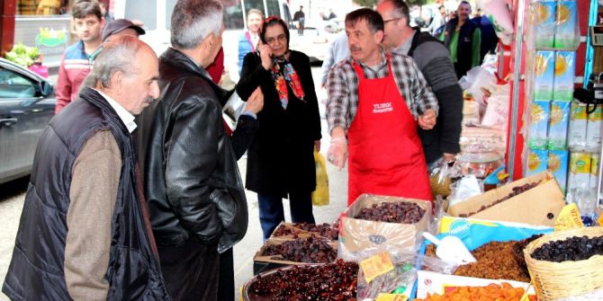 Ramazan Öncesi Hurmaya Rağbet Arttı